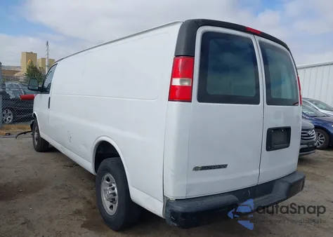 2019 Chevrolet Express 2500 Work Van from USA, damaged, VIN 1GCWGBFP4K1183082